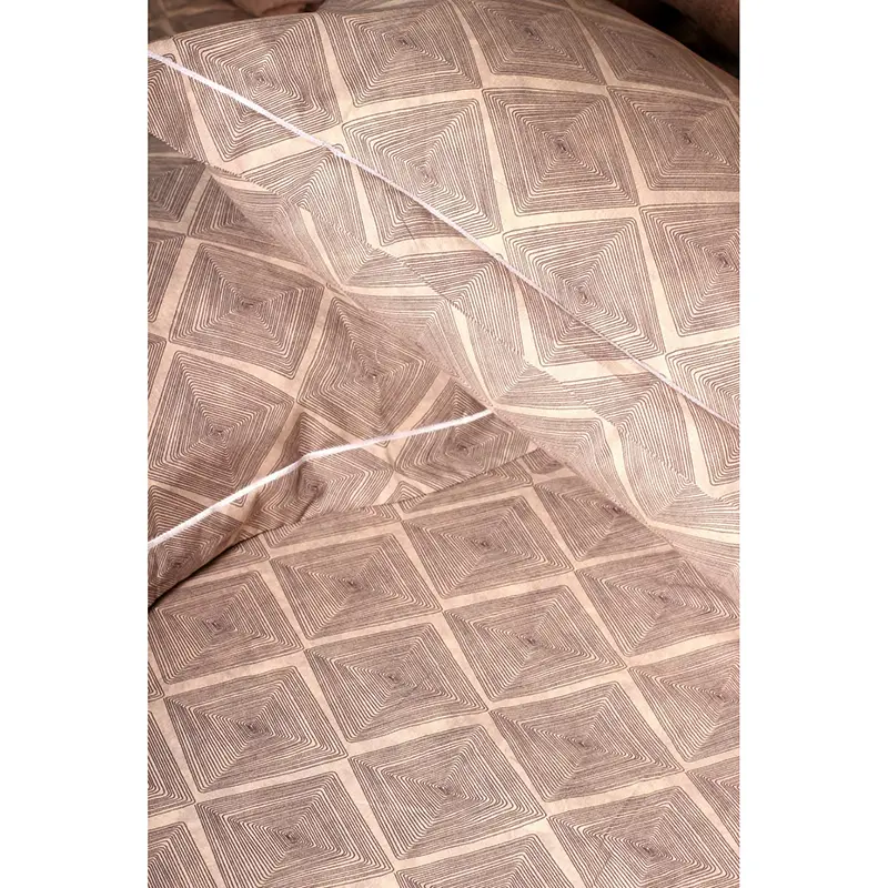 Picture of 100% Premium Cotton Bedsheet.  Set Includes 1 Bedsheet and 2 Pillow Covers