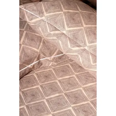 Picture of 100% Premium Cotton Bedsheet.  Set Includes 1 Bedsheet and 2 Pillow Covers