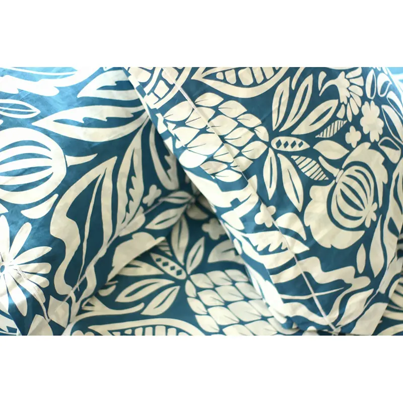 Picture of 100% Premium Cotton Bedsheet.  Set Includes 1 Bedsheet and 2 Pillow Covers