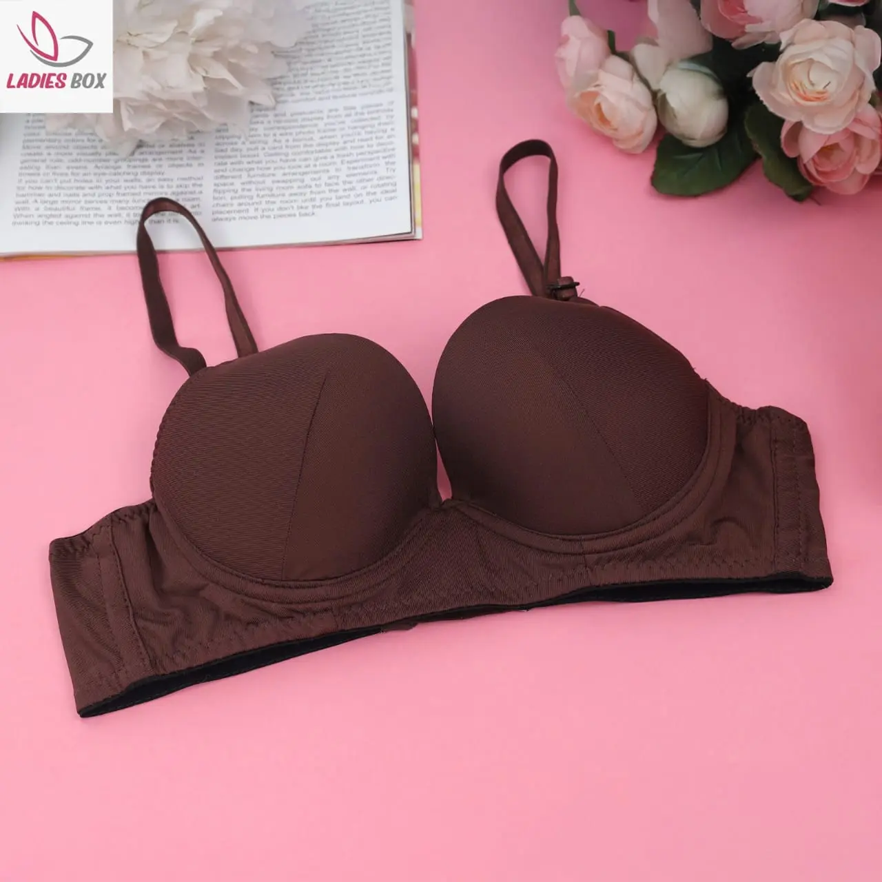 Picture of Soft Comfortable Non Paded Wireless Foam Bra for Sexy Women and Girls