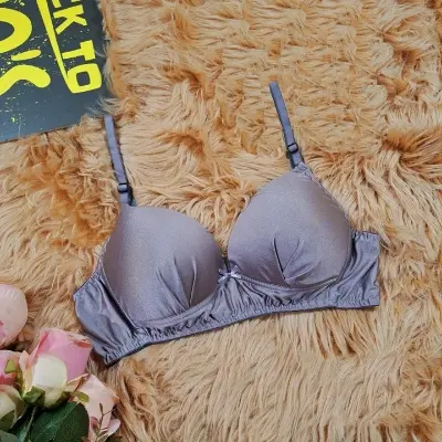 Picture of 4 peace premium quality soft comfortable non paded bra for women - Multicolor