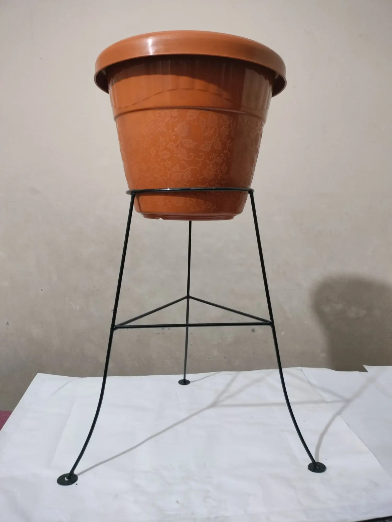 Picture of Metal Plant Stand 16"×8" (Black)