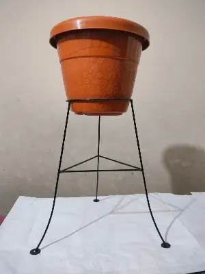 Picture of Metal Plant Stand 16"×8" (Black)