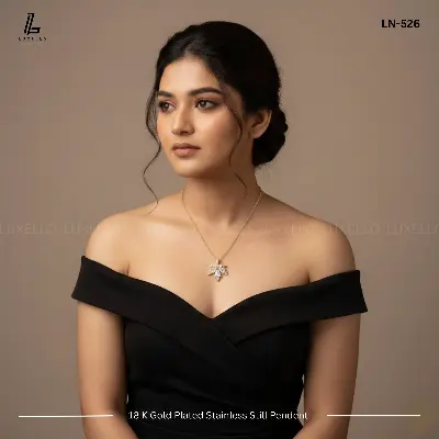 Picture of Maple leaf white Pendant | 2 Years Colour Guaranteed Golden