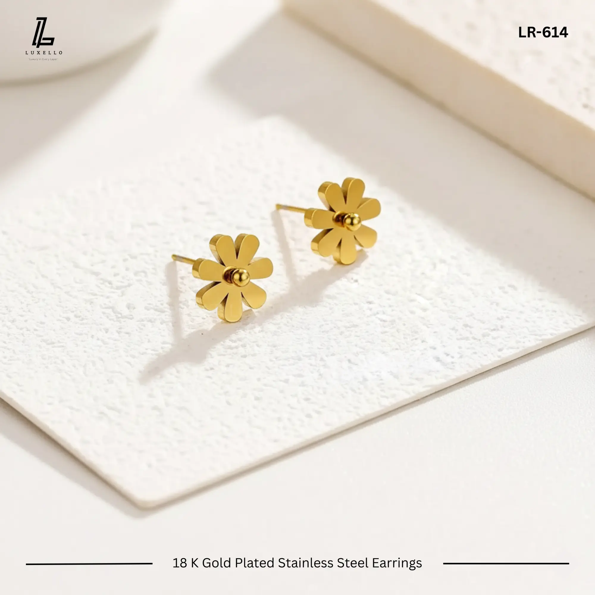 Picture of Modern Polished Daisy Gold Stud Earrings | 2 Years Color Guaranteed Golden