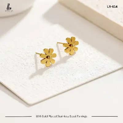 Picture of Modern Polished Daisy Gold Stud Earrings | 2 Years Color Guaranteed Golden