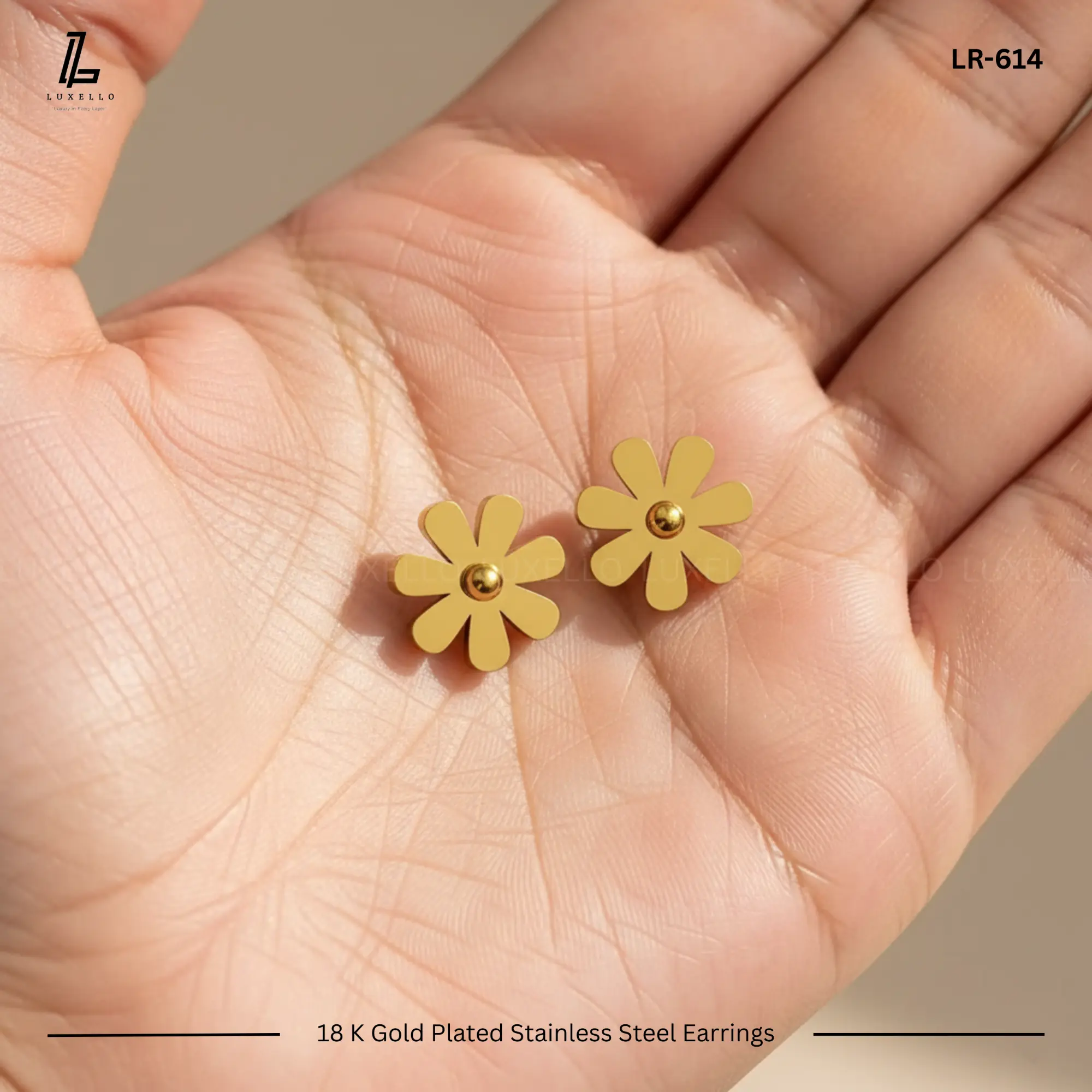 Picture of Modern Polished Daisy Gold Stud Earrings | 2 Years Color Guaranteed Golden