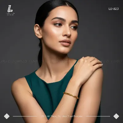 Picture of Bamboo Link Bracelet | 2 Years Color Guaranteed Golden