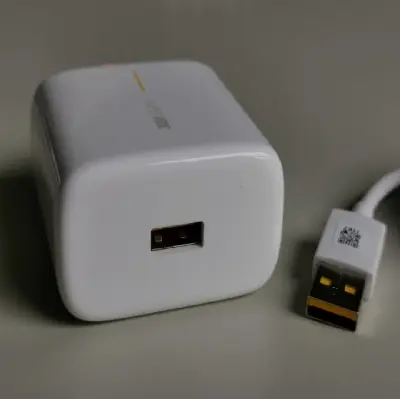 Picture of CHARGER Power adapter Kit 5V - 2A / 10V - White