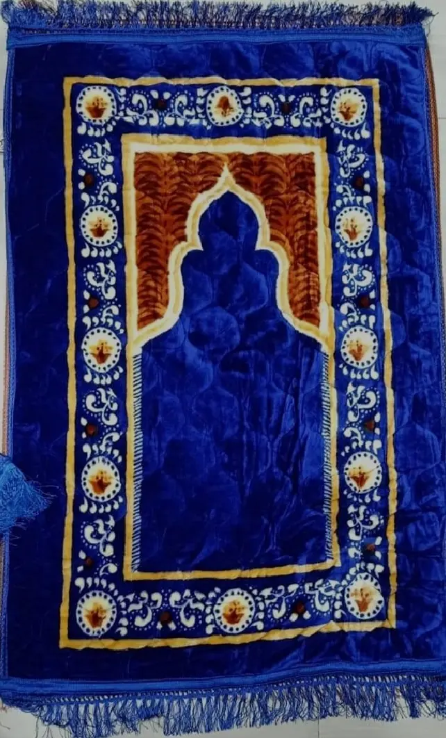 Picture of Extra Soft Velvet Prayer Mat Jaynamaz

Chinese & Turkish Premium Foam Padded Mixed Color and Design Rugs - 1 Pc
