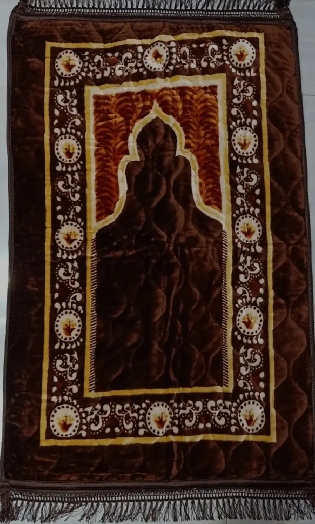 Picture of Extra Soft Velvet Prayer Mat Jaynamaz

Chinese & Turkish Premium Foam Padded Mixed Color and Design Rugs - 1 Pc