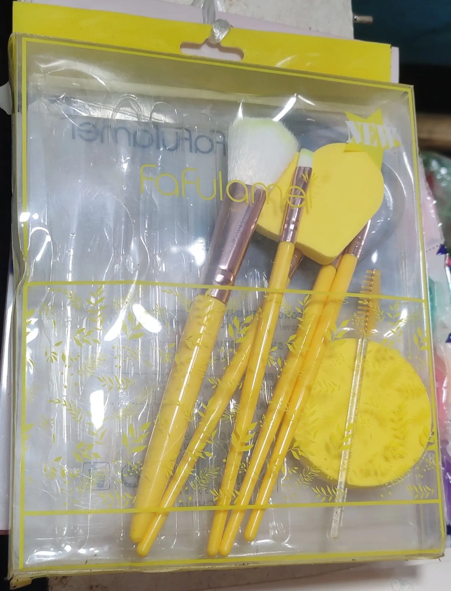 Picture of Multiple Colour FAFULAMEI makeup 8 pc brush set - Multicolor