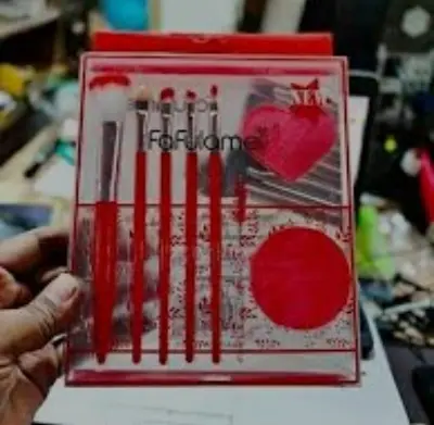 Picture of Multiple Colour FAFULAMEI makeup 8 pc brush set - Multicolor