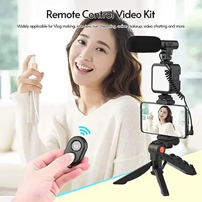 Picture of VLOGGING VIDEO MAKING KIT TRIPOT LED MICROPHONE