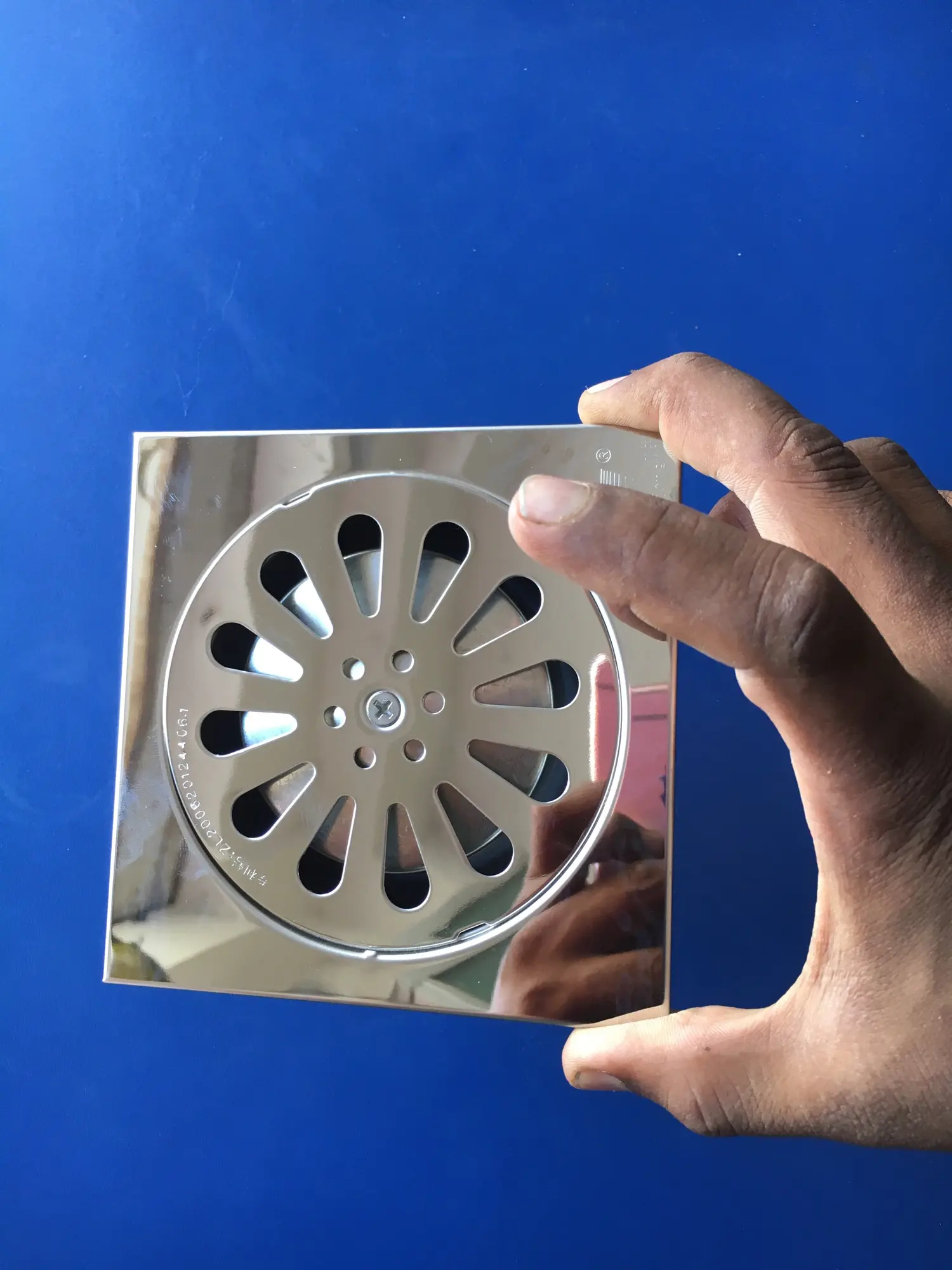 Picture of 5'' stainless steel ar box Jali (Silver)