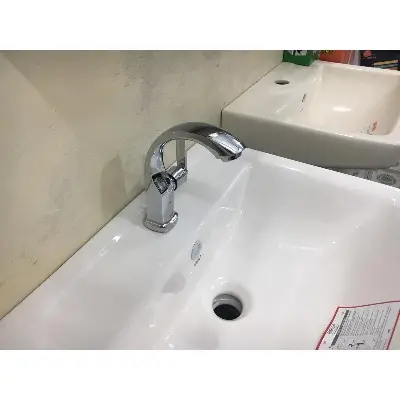 Picture of বেসিন ব্যান্ড পিলার কক চায়না (Silver)