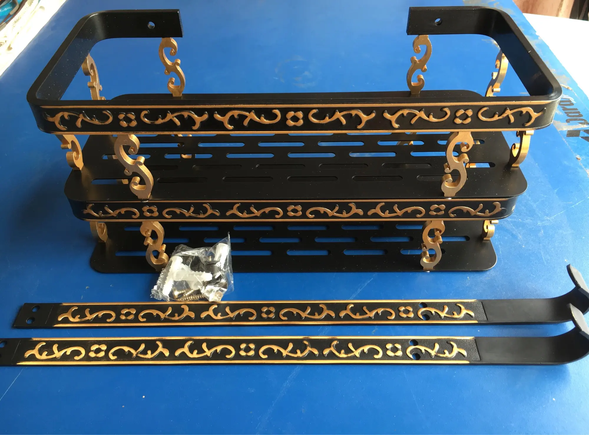 Picture of ANTIQUE Double layer china wall self (Black)