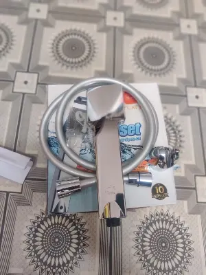 Picture of PLATINUM BATHROOM  HAND SHOWER (Silver)