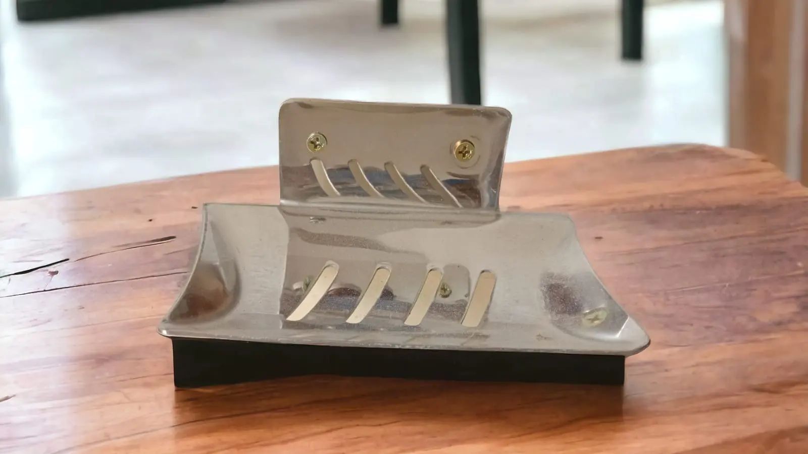 Picture of Wall Mounted curve Stainless Steel Soap Case (Silver)