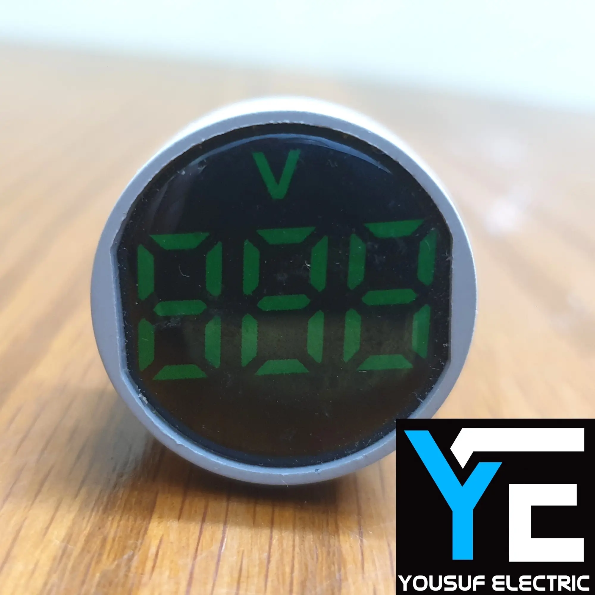 Picture of Digital Voltage Meter Ac60-500V Mini 22Mm Ad16 Ac Voltage Panel Meter Indicator Volt Lamp Round Digital Display Volt Meter - Multimeter