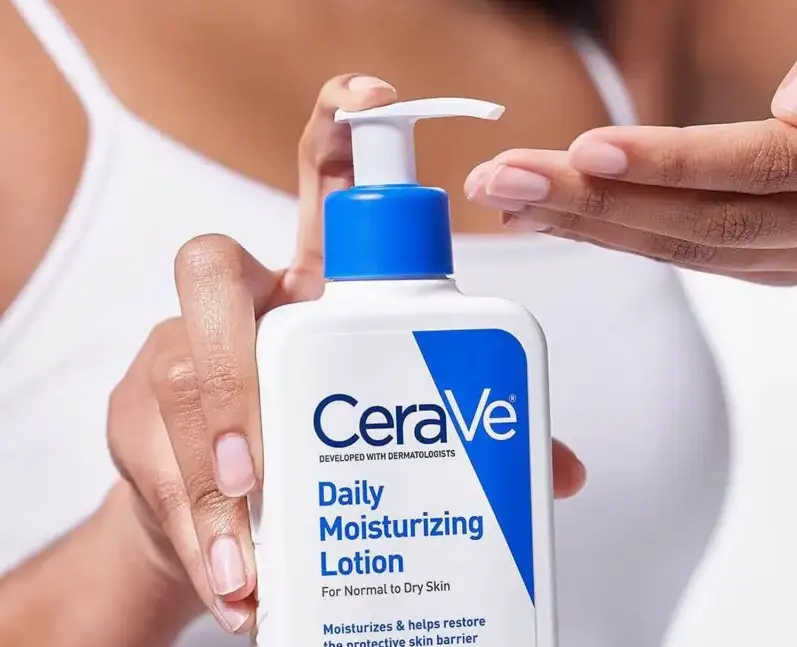 Picture of CeraVe Daily Moisturizing Lotion – Lightweight Hydration with Ceramides & Hyaluronic Acid (237ml)
