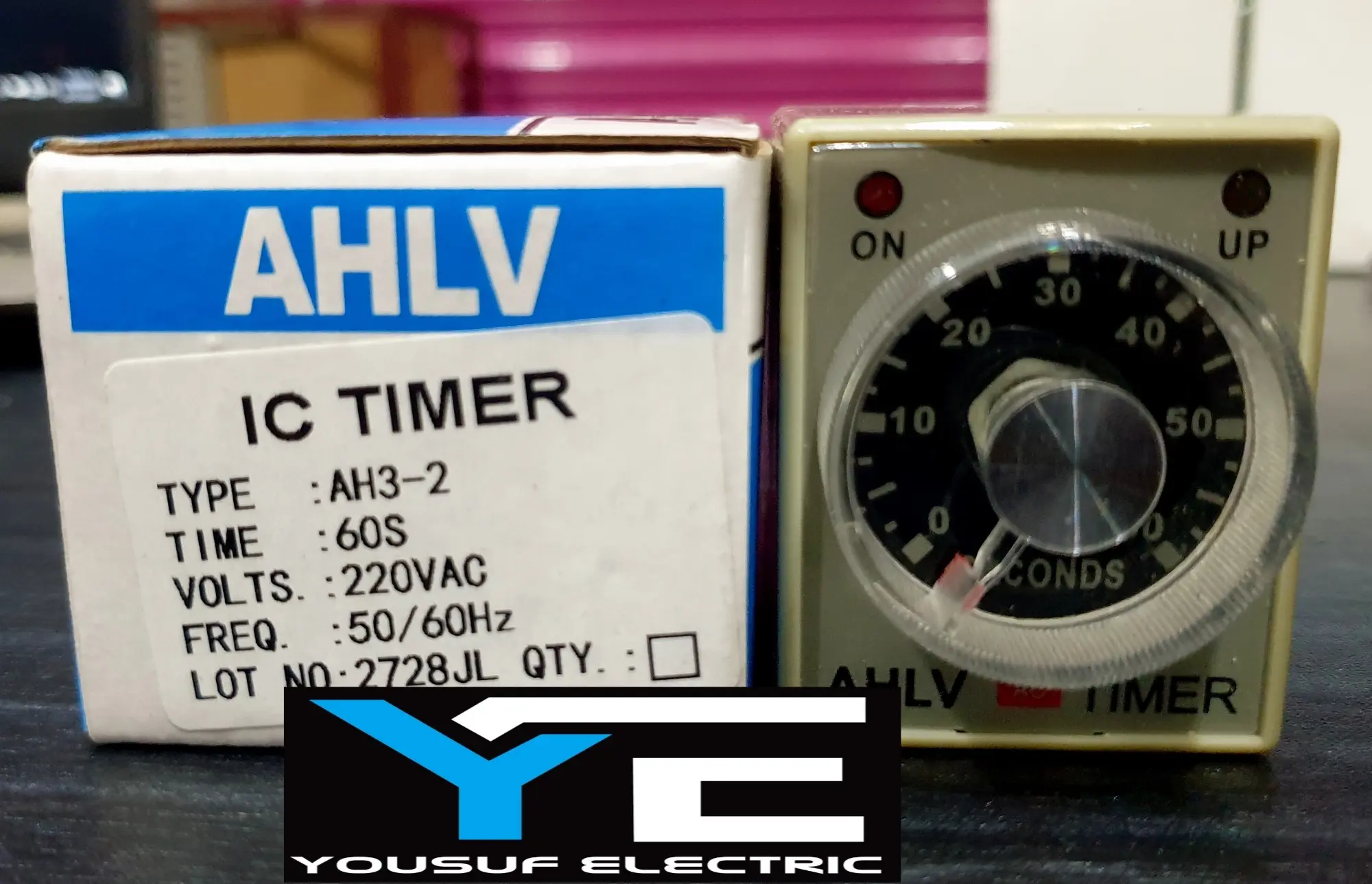 Picture of Time Relay Timer Adjustable 60 Seconds 8 Pin Ac 220V With Base - Power Bank Circuit - Grey