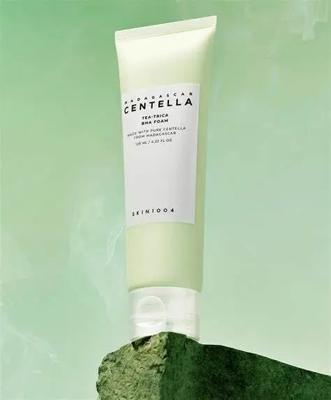 Picture of SKIN1004 Madagascar Centella Tea-Trica BHA Foam Cleanser (125ml)-(Green)