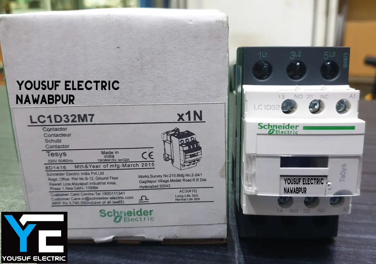 Picture of Magnetic contactor switch schneider LC1D32 tesys AC 220V ITH 50A - White