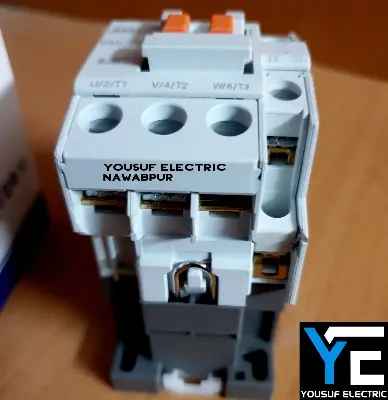 Picture of Magnetic Contactor LS GMC 18 3P 25 Ampere 2NO 2NC 3p Copper coil Voltage AC 220V three phase for Industrial use replace Finder Relay - White