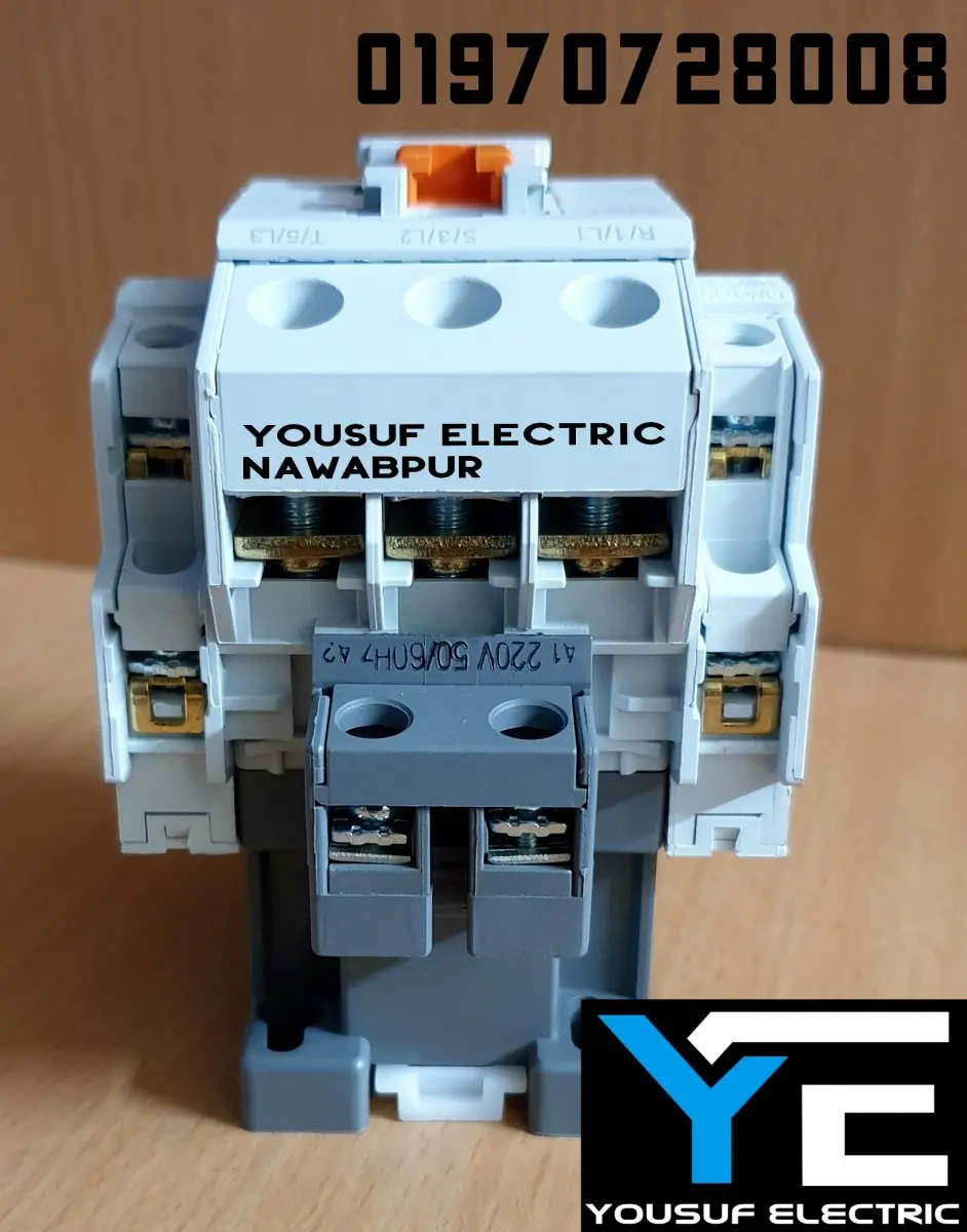 Picture of Magnetic Contactor LS GMC 32 3P 50 Ampere AC 3p 2NO 2NC Copper coil Voltage AC 220V three phase for Industrial use replace Finder Relay - White