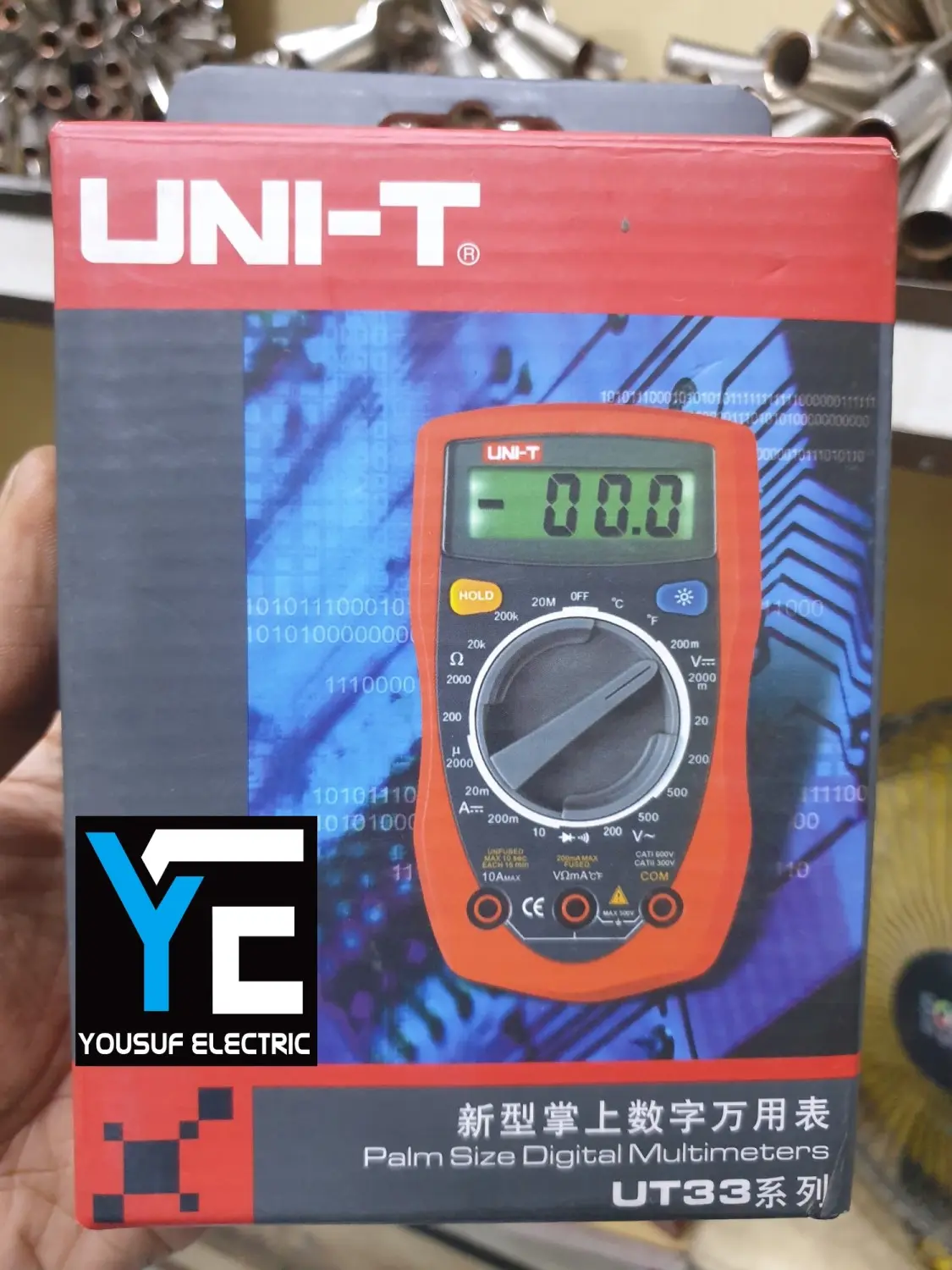 Picture of UNI-T UT33B+ Digital Multimeter - Auto Backlight Off - Loud Buzzer - Ergonomically Designed Rotary Switch AC DC Voltage Resistance Diode Battety Tester LCD Backlight - Red