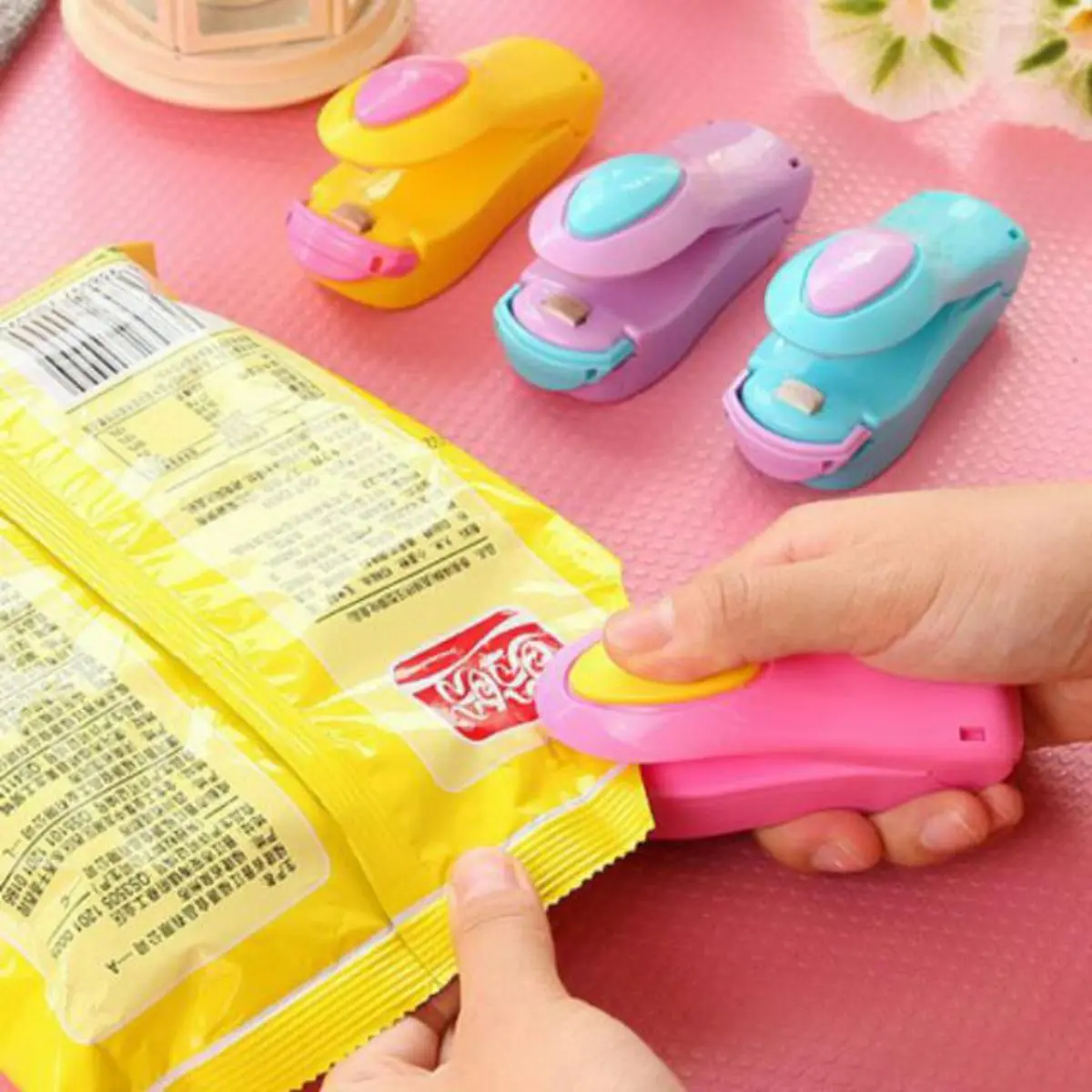 Picture of Portable Mini Heat Sealing Machine Korea - Multicolor