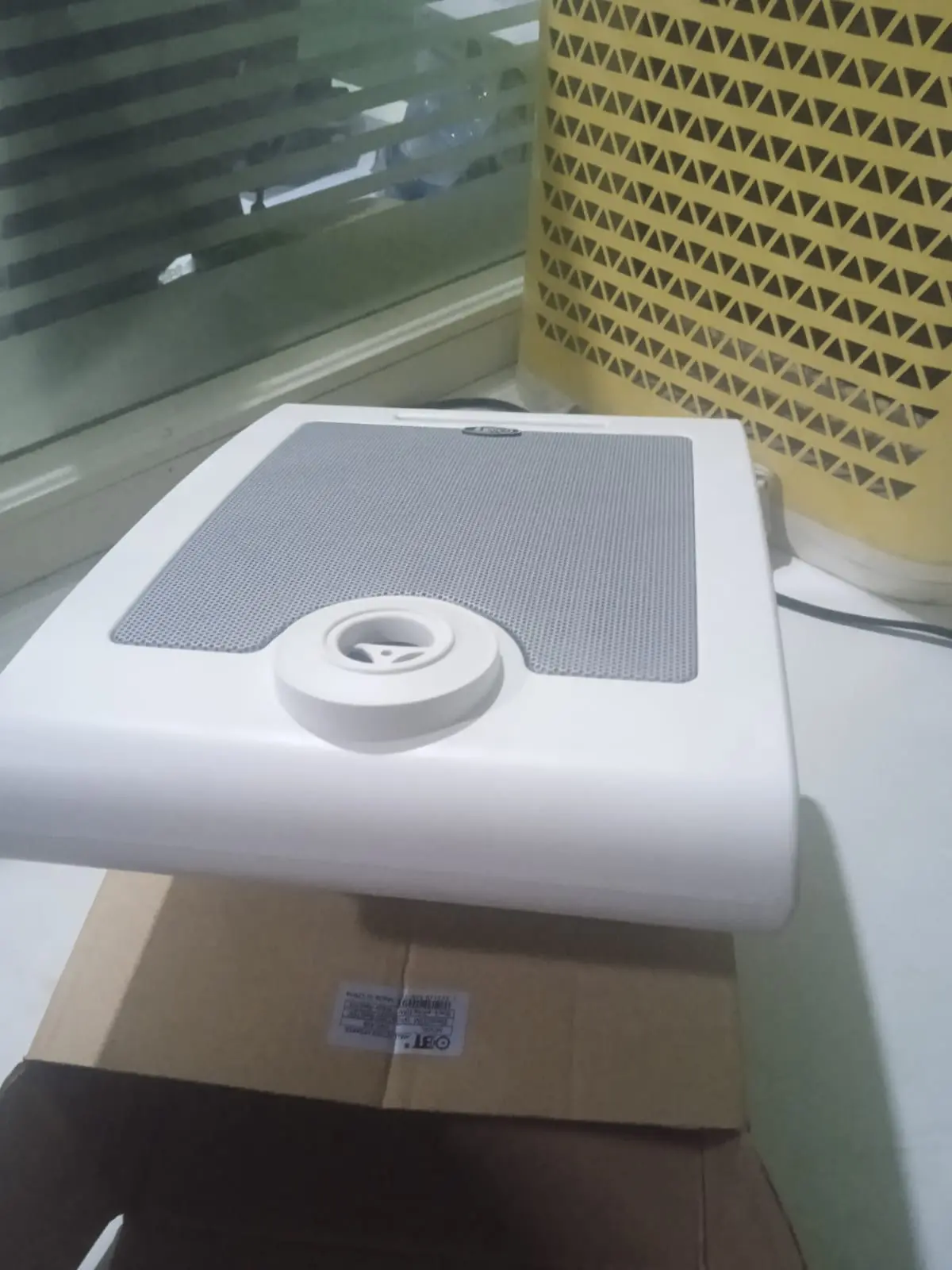 Picture of OBT Wall Fitted Speaker - White