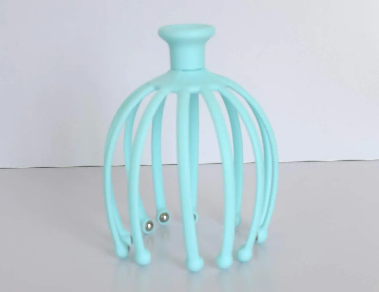 Picture of Manual 12-Claws Head Massager Octopus Shaped Hair Scalp Massage Tools Two Colors Optional - Multicolor