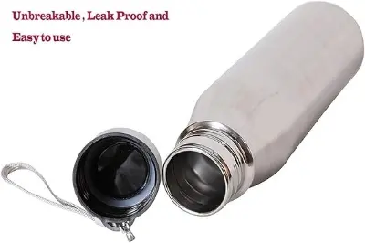 Picture of Helloworld 1 Pc 700Ml Stainless Steel Sports Water Bottle - Ideal For Sports Activities - On-The-Go Hydration - Silver