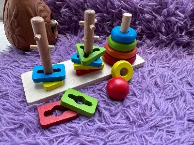 Picture of Geometric Three-column sets Wooden