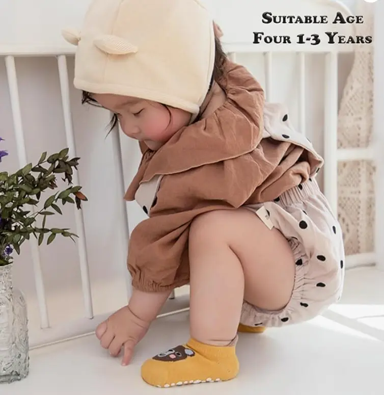 Picture of 6 Pairs of Kid's Non-Slip Socks Animal Element pattren Winter Baby Cartoon Trendyy Boat Socks - Multicolor