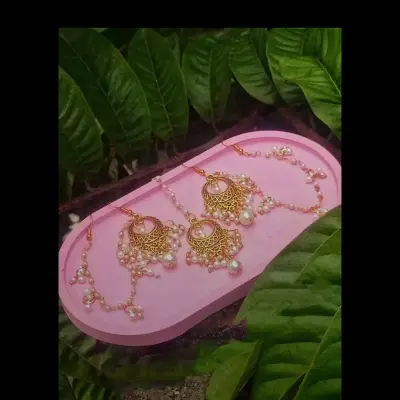 Picture of Gorgeous party wear antique golden necklace and earring set for girls and woman. - Gold