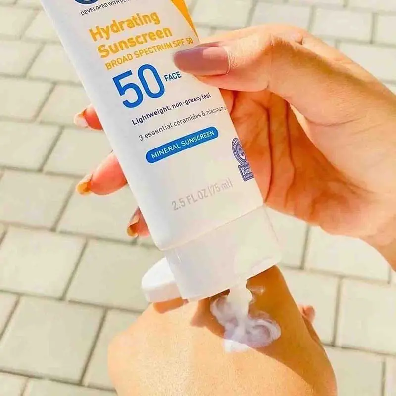 Picture of CeraVe Hydrating Mineral Body Sunscreen Broad Spectrum SPF 50 - 150 ML