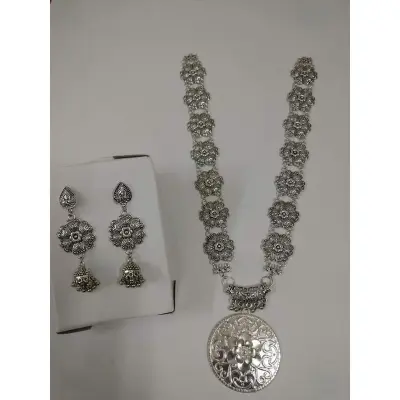 Picture of Beautiful  Antic jwellery sets  for women