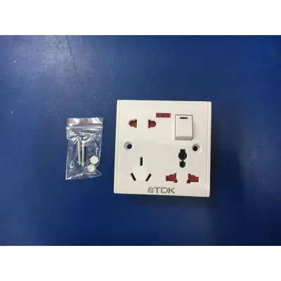 Picture of 6 pin multi socket TDK (White)