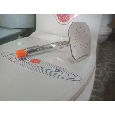 Picture of 5 INCH SQUARE MOVING SHOWER (Silver)