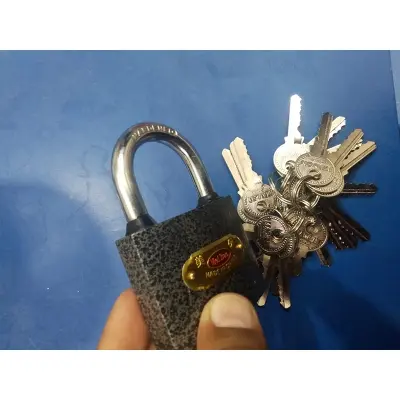 Picture of 63mm China Black Heavy Duty IRON Padlock Metal liver (Black)