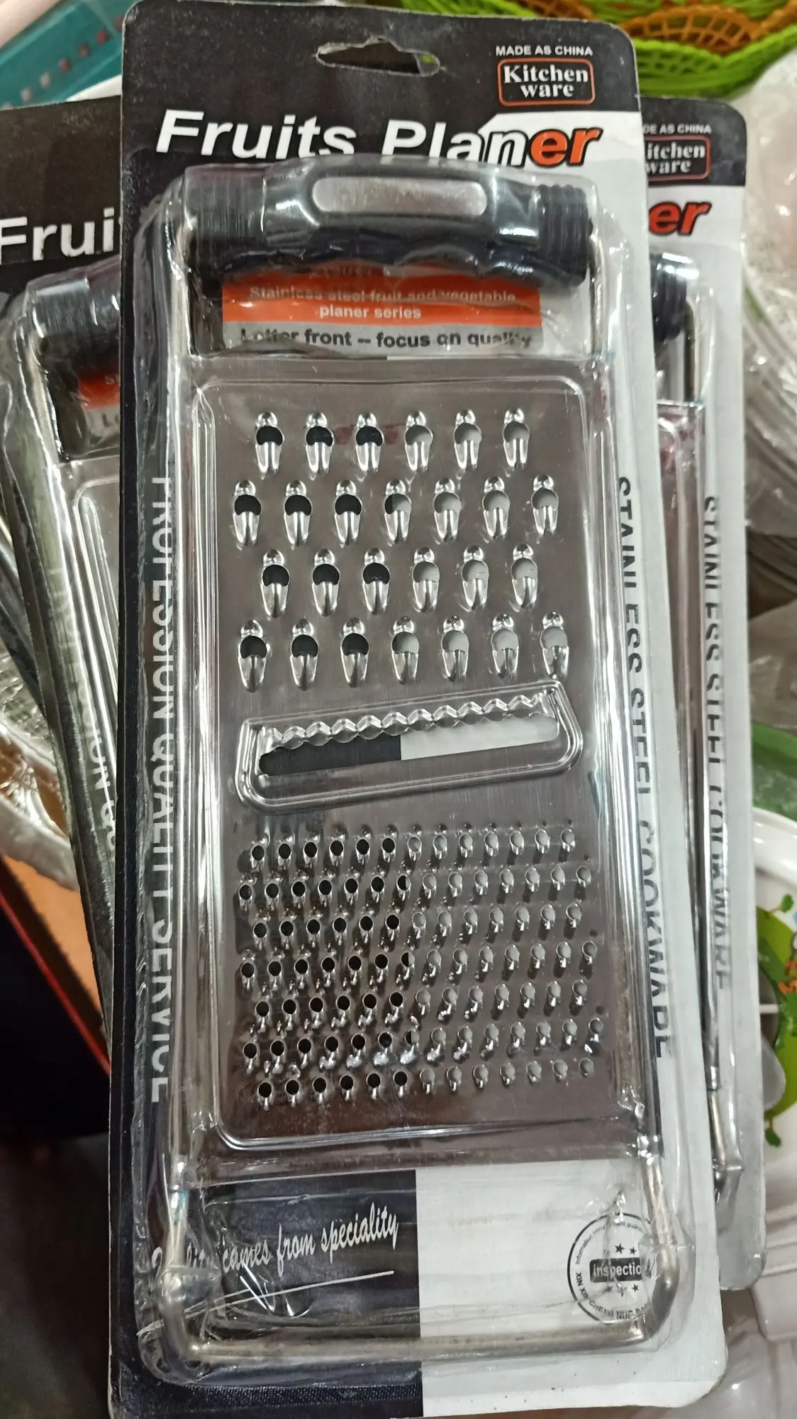 Picture of Fruit planer and Slicer / Stainless Steel with plastic grip Hand Greater Multifunctional Vegetables & Fruits Slicer - Silver