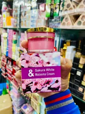 Picture of Sakura White Melasma Cream