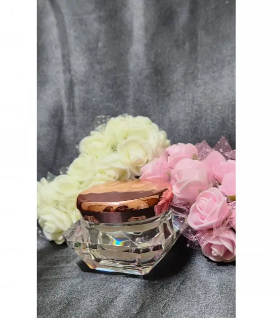 Picture of Osufi Whitening  Night Cream-25 gm