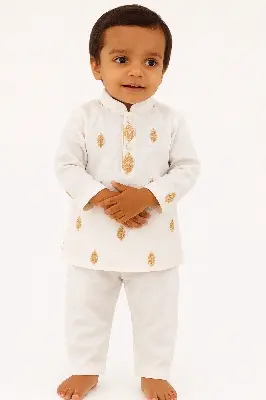 Picture of fasionable baby panjabi set styles baccha panjabi set