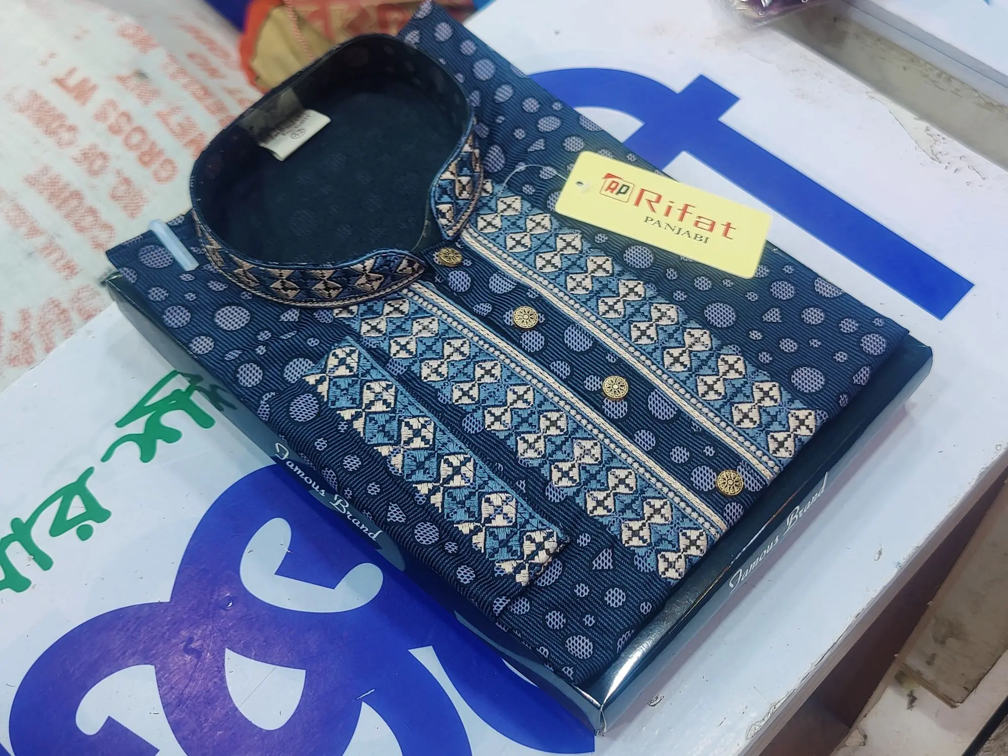 Picture of premium quality snap button shade Design panjabi