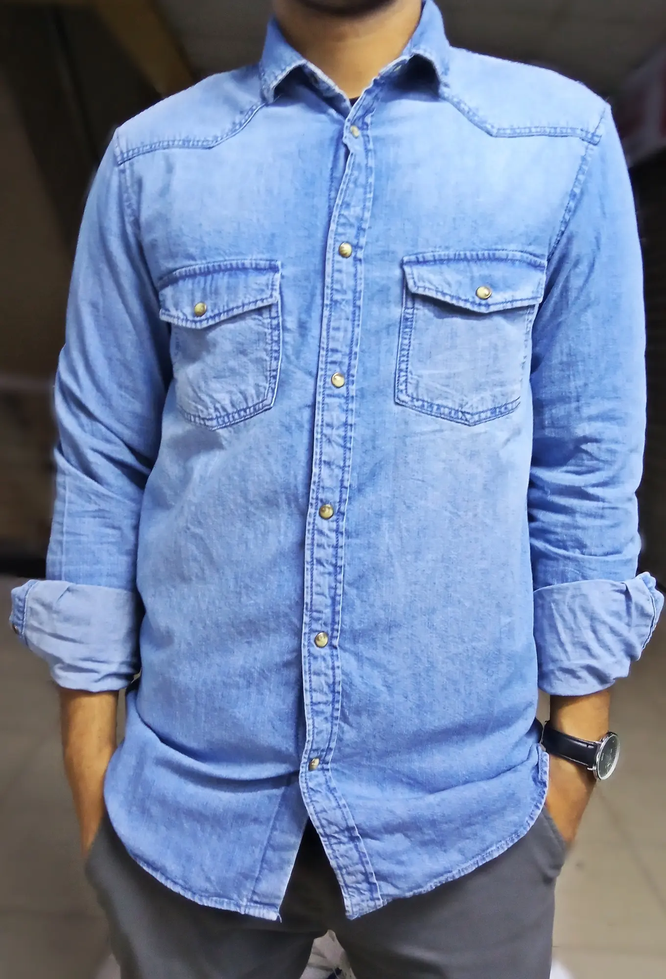 Picture of New Fashionable Casual Long Sleeve Denim Jeans Shirt For Men Blue
