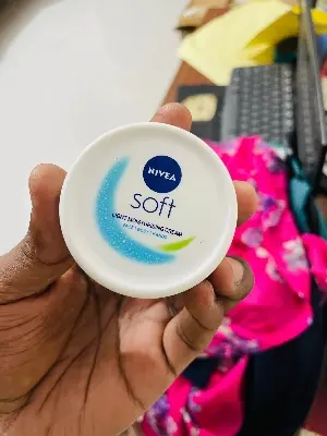 Picture of Nivea Soft Light Moisturising Cream 25ml